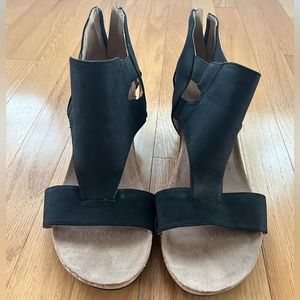 Women’s Black Wedges 2.5 inch Heel Size 11